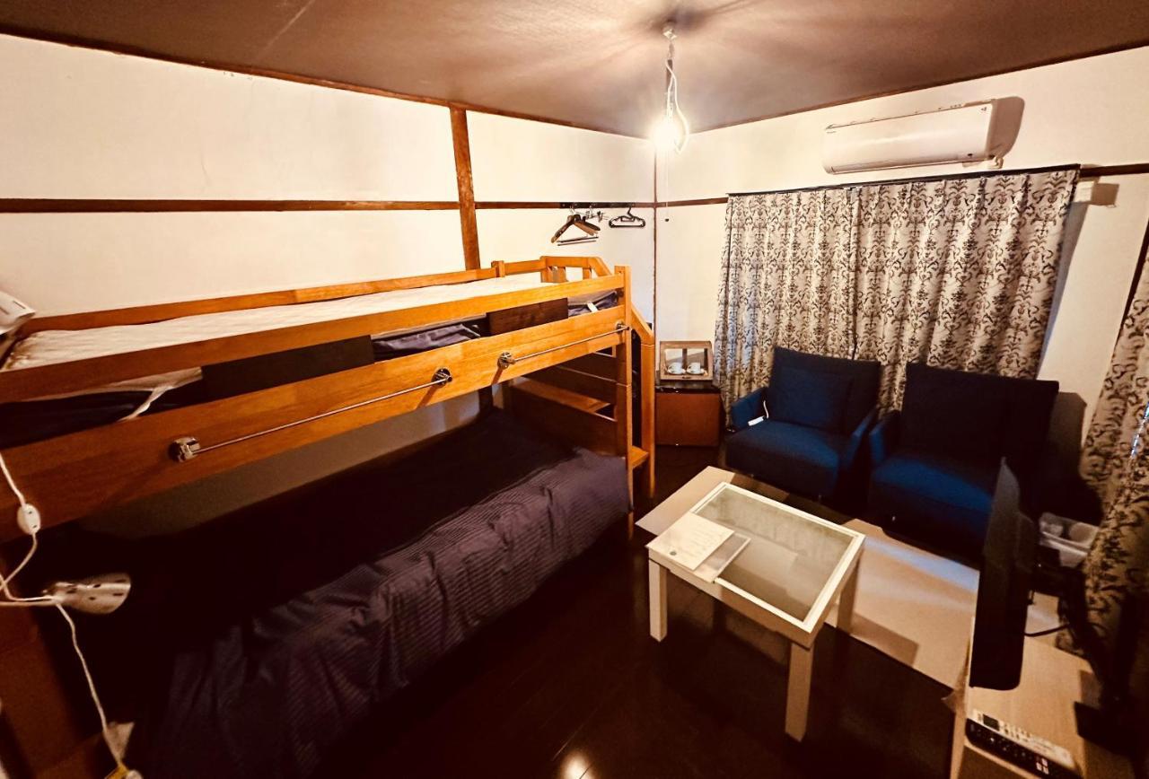 Hotel Bed&Cafe Onzo オンゾー Onomichi Exterior foto